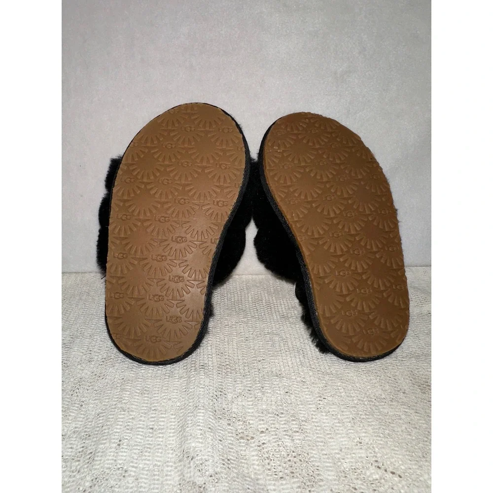 Kids UGG Black Fluffy Furry Slides Slippers Shoes Size‎ 7 Toddler